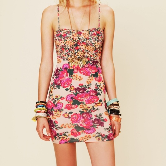 Free People Dresses & Skirts - Free People Bodycon Floral Mix Print Bodycon Dress